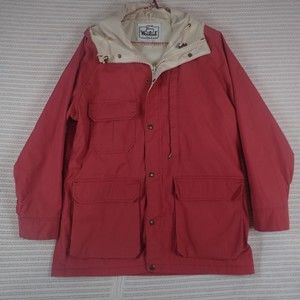The Woolrich Womans Winter Jacket w/ Attached Hood and Zip Vent Size: Small